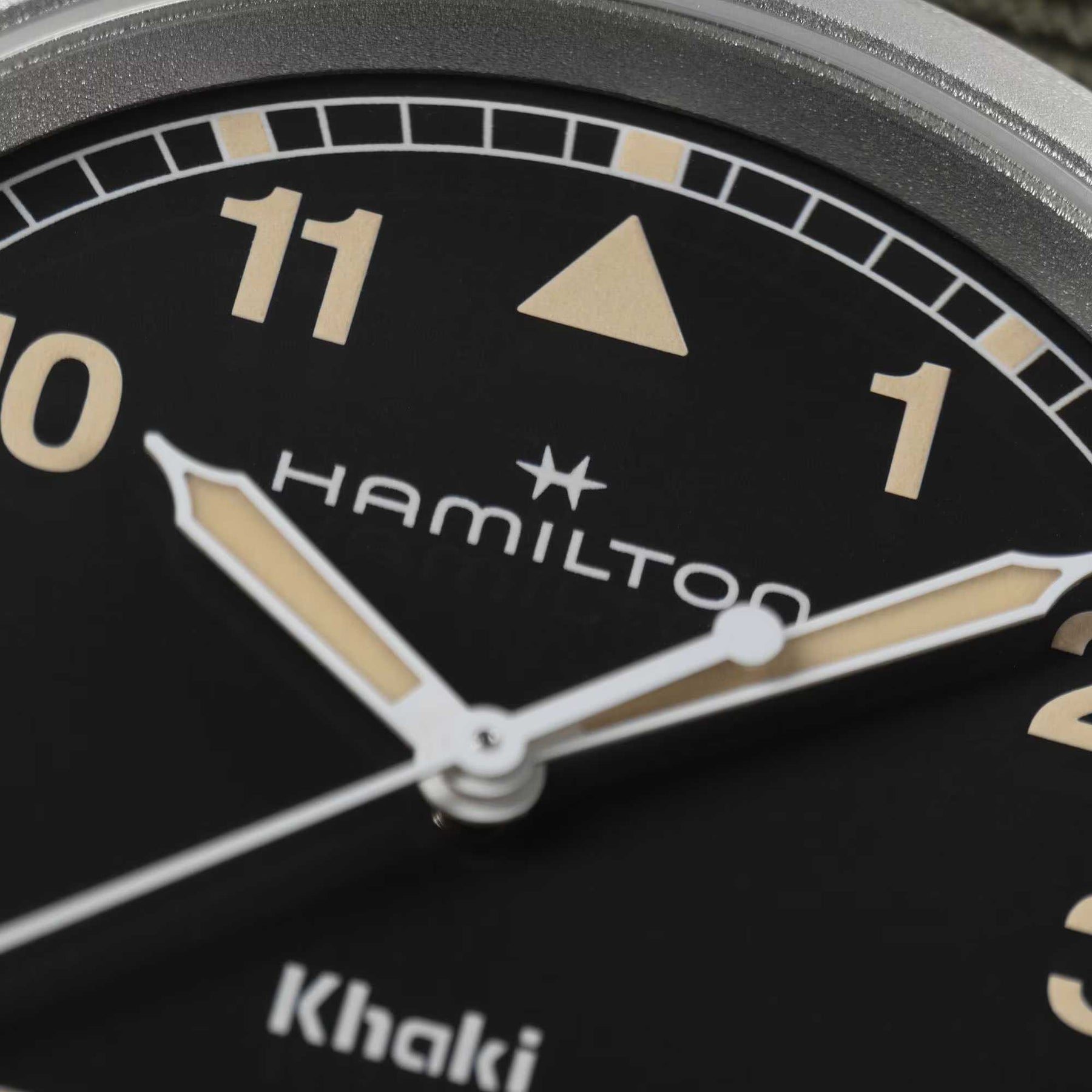 Relógio Hamilton Khaki Field Verde